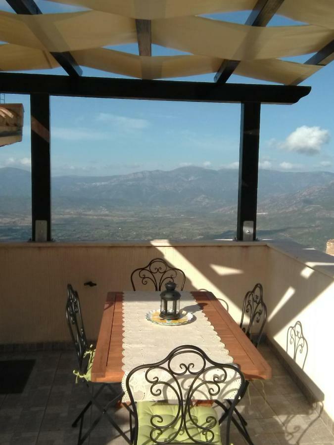 Casa Vacanze "Un Sogno Nel Blu'" Baunei Exterior foto